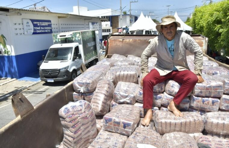 Governo da Paraíba distribui mais 40 toneladas de alimentos para famílias em situação de insegurança alimentar no Sertão
