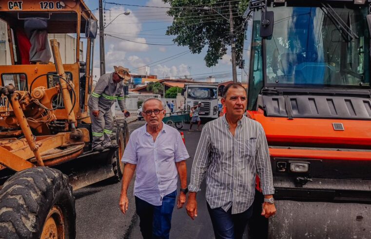 Cícero Lucena inspeciona obras de drenagem profunda, pavimentação e asfalto, e projeta conclusão para maio