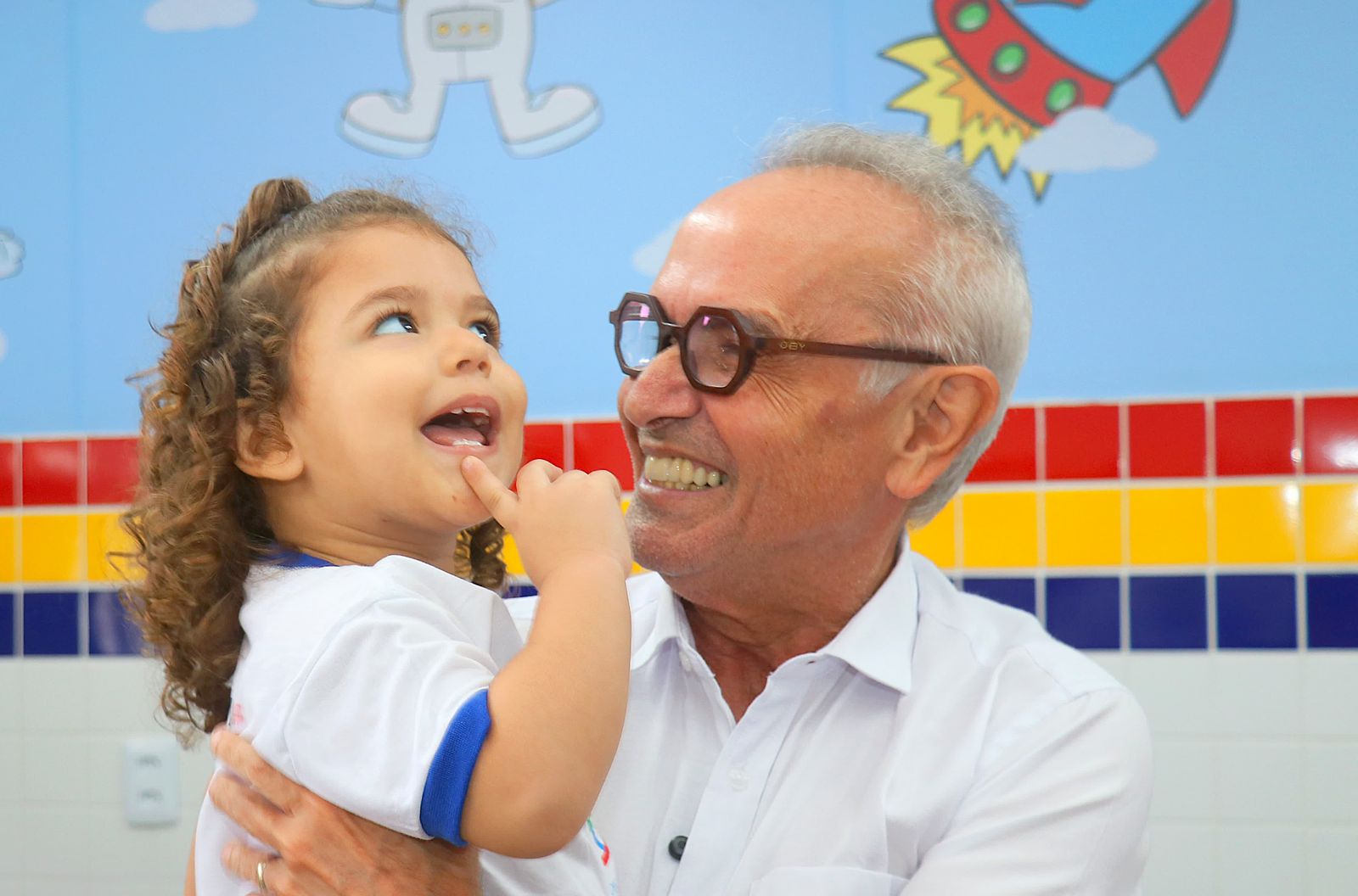 Educação InfantilCícero Lucena entrega Ninho do Saber Maria de Nazaré, que foi reconstruído e ampliado para acolher crianças no Funcionários 3
