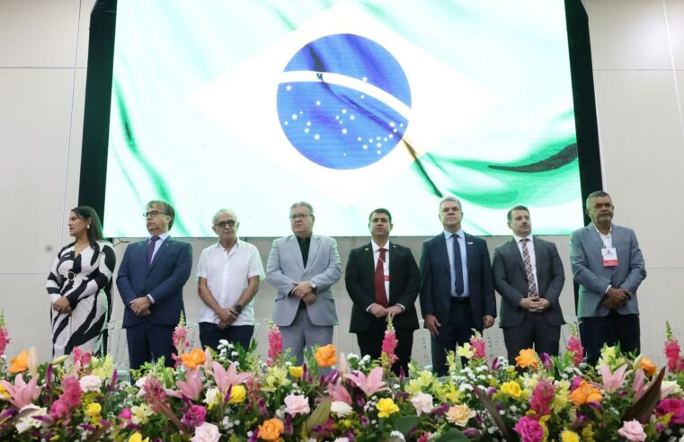 Cidade em crescimentoCícero Lucena apresenta avanços de João Pessoa no 2º Encontro Paraibano de Câmaras Municipais