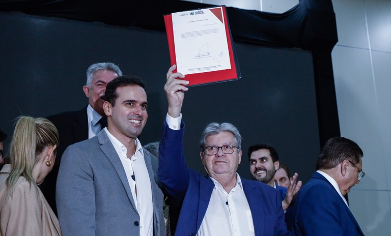 João Azevêdo autoriza pagamento de R$ 168,4 milhões de emendas parlamentares que beneficiam 204 municípios