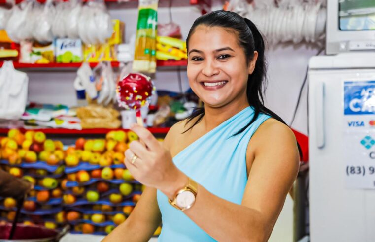 Parque Solon de LucenaAmbulantes que vão trabalhar na Festa das Neves iniciam instalação de barracas neste sábado