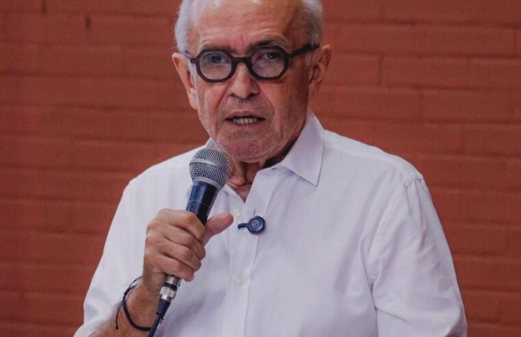 Cícero Lucena anuncia antecipação de segunda parcela do 13° salário e dinheiro já está na conta